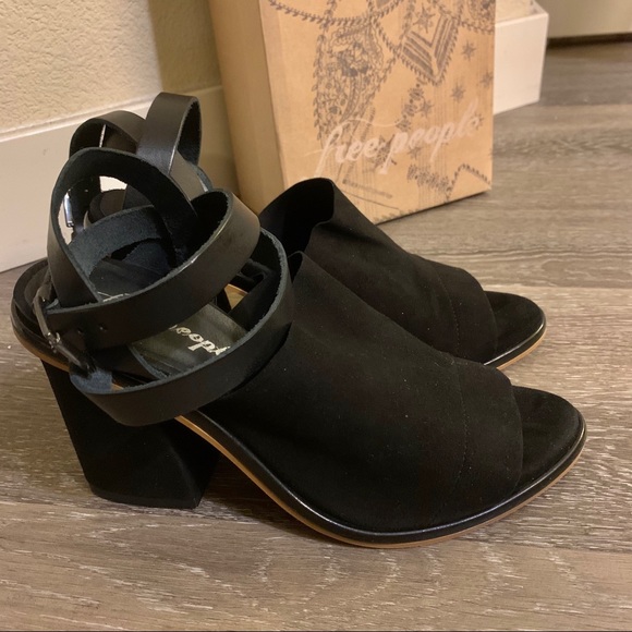 Black Suede Leather Strappy Heeled Sandals - Picture 5 of 11